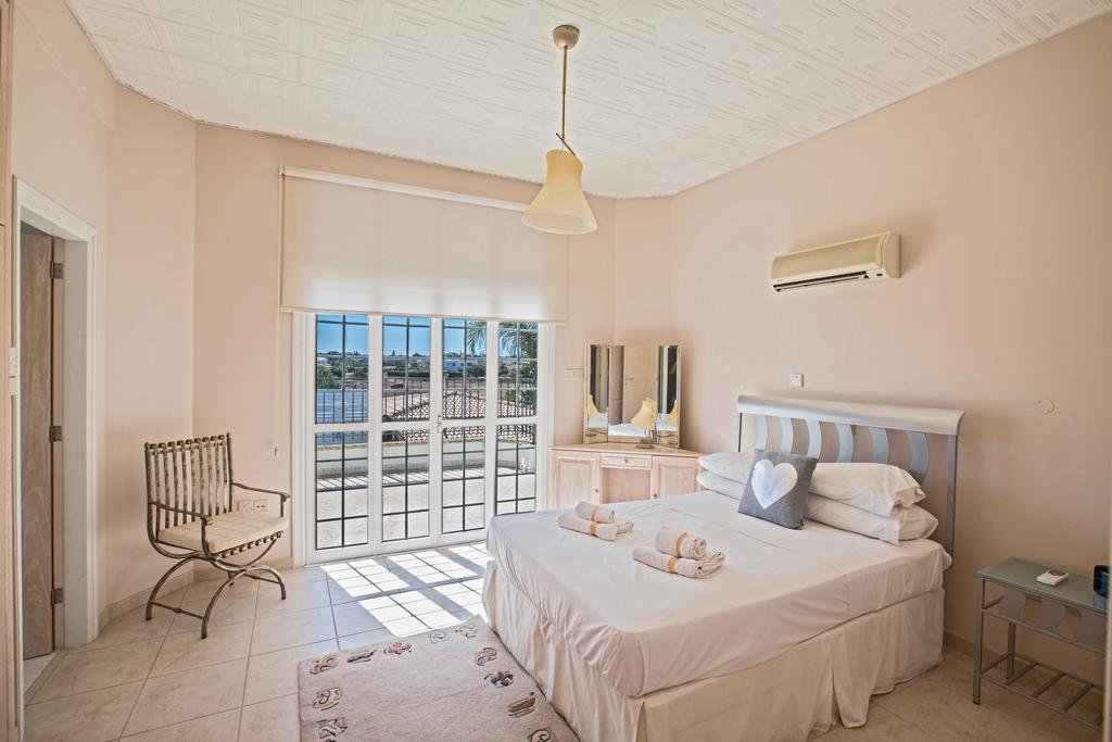 Papas Family Villa Παραλίμνι Εξωτερικό φωτογραφία